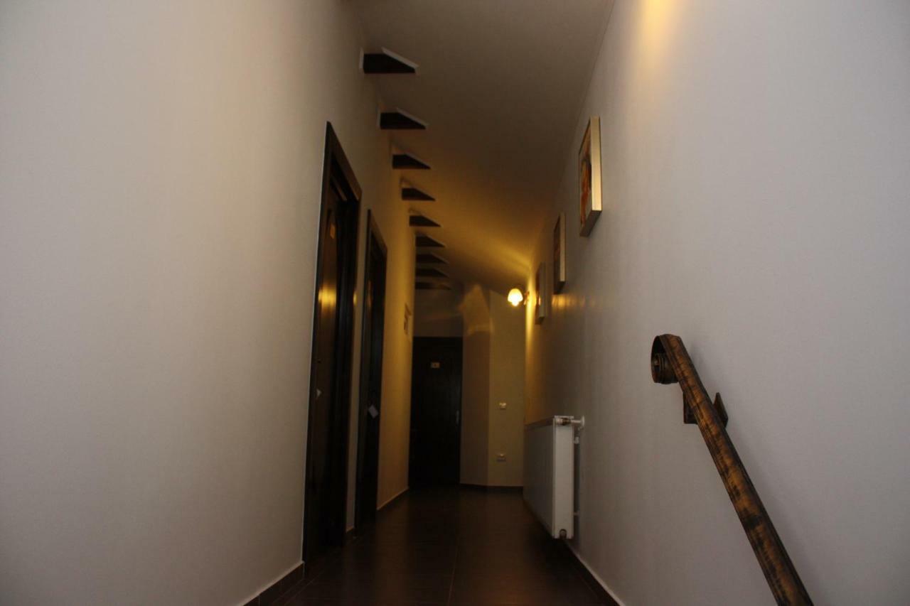 Casa Ianis Hotel Брашов Екстериор снимка