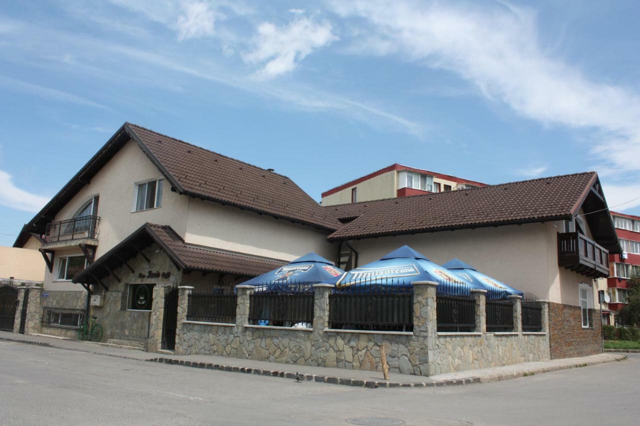 Casa Ianis Hotel Брашов Екстериор снимка